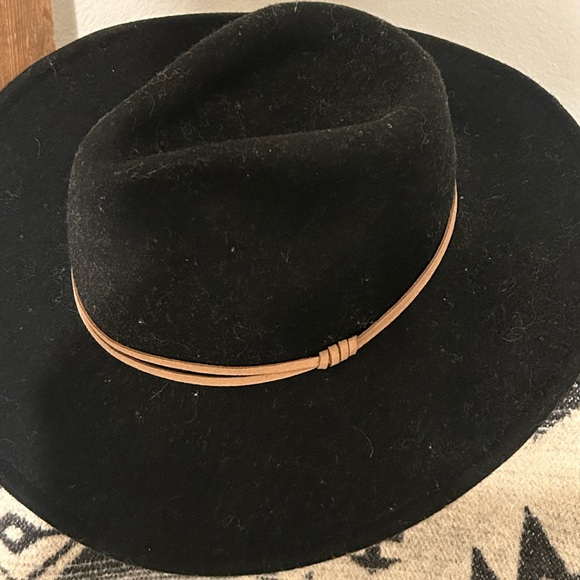 Universal Thread black hat - Picture 2 of 3